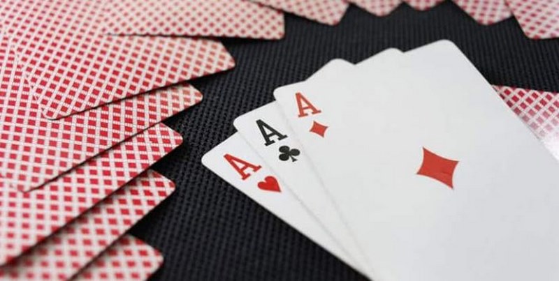 Bật mí cách chia bài được liêng cho anh em bet thủ 1 Anh em cần nhớ các quy tắc khi chơi bài liêng