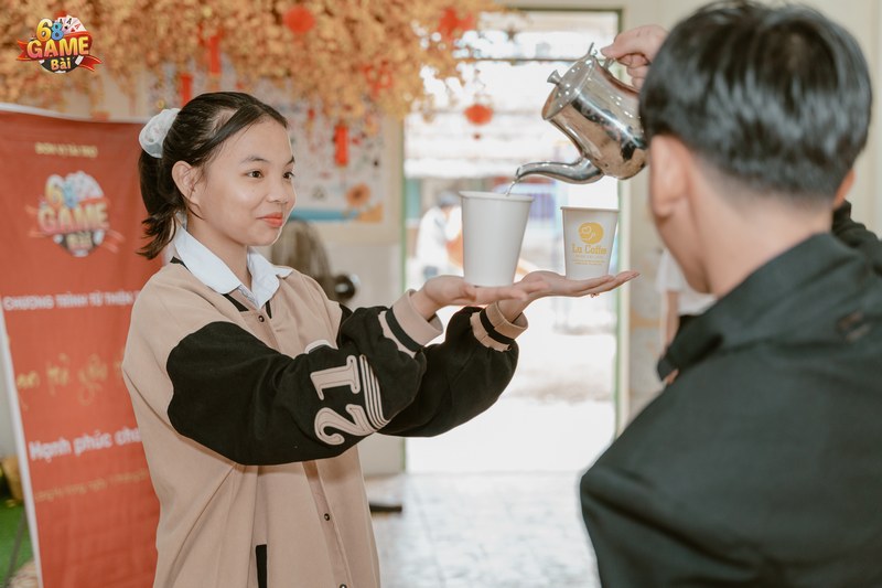 Các hoạt động của chương trình từ thiện tại Bệnh viện H-H 2 Chương trình từ thiện tại Bệnh viện H-H - Bếp cơm từ thiện